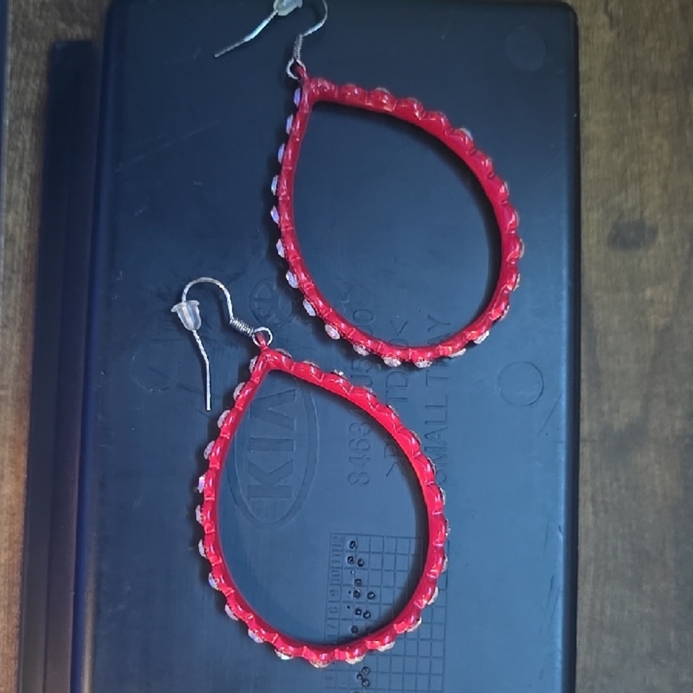 Vibrant Red Teardrop Earrings to Shine!